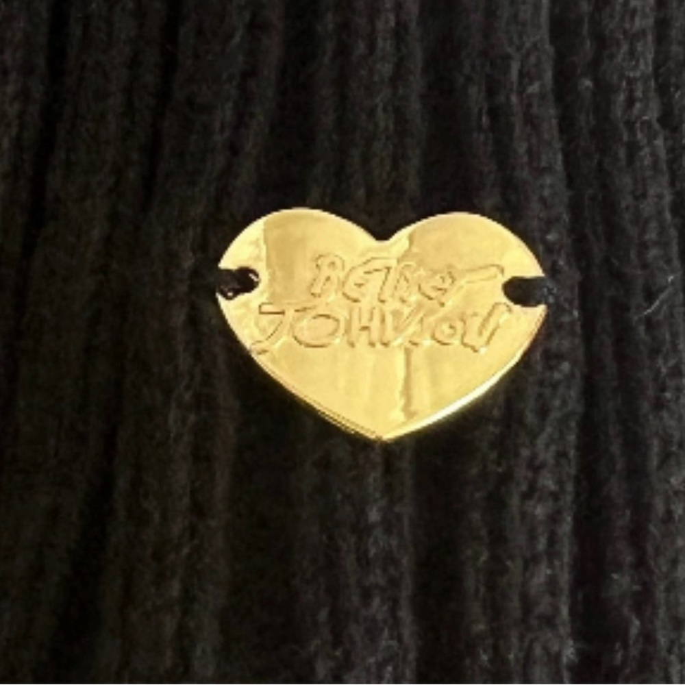 Betsey Johnson Bundle - Cardholder Wallet and Black Hat with Yellow Pom Pom NIB - Picture 7 of 8